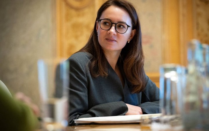 Кабмін зобовязав продавати орендоване майно через онлайн-аукціони новини LB.ua