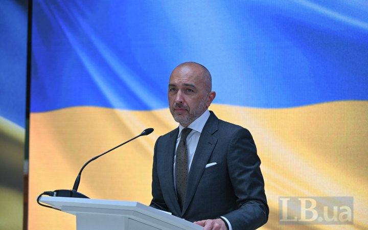 НБУ з 11 серпня підвищує ліміти на купівлю та зняття валюти
